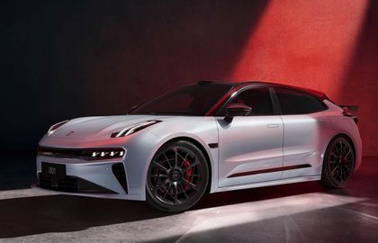 Zeekr продала первую партию юбилейной версии электромобиля 001