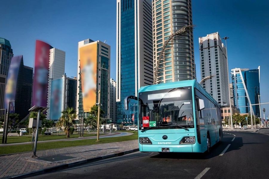 Қытайдың Yutong автобустары Катарда жанкүйерлерді тасымалдайды / Фото: Yutong Bus