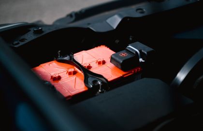GM и Redwood Materials расширяют производство систем накопления энергии