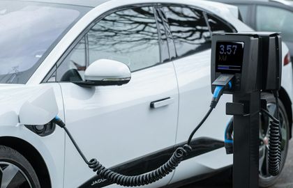 Xiaomi продала 5000 электромобилей SU7 за неделю