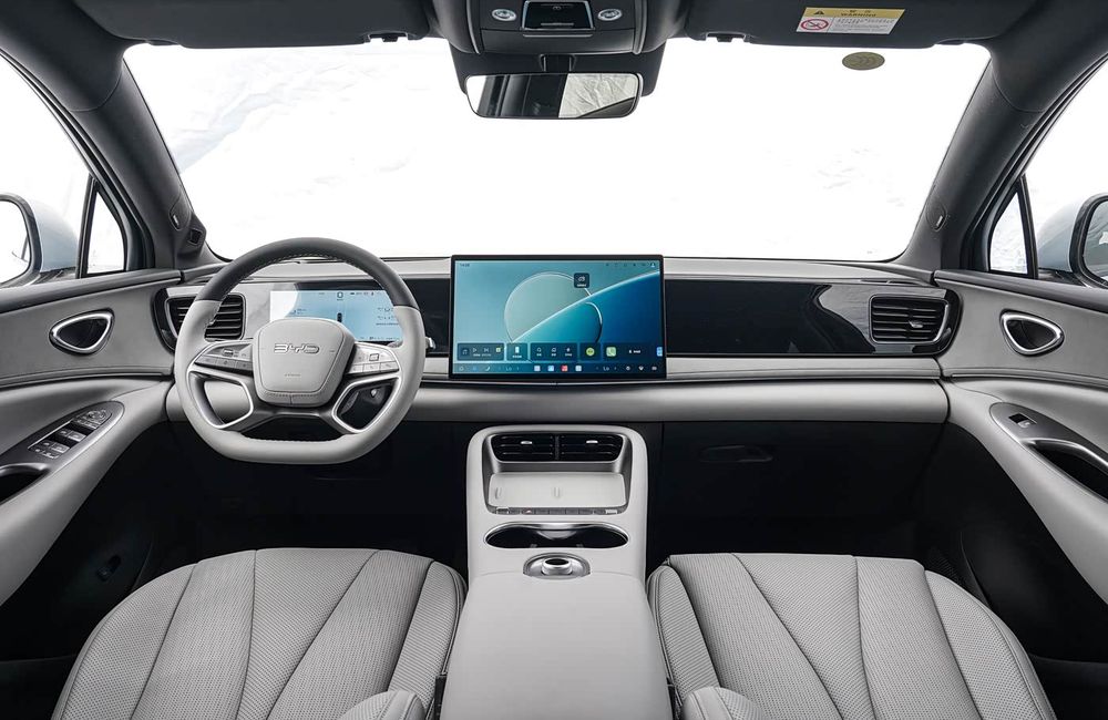 BYD Sea Lion 06 DM-i 2026 / Фото: Autohome