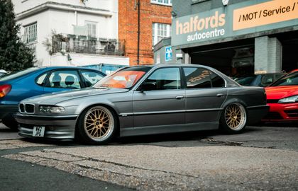 BMW отзывает около 59 000 автомобилей в Северной Америке