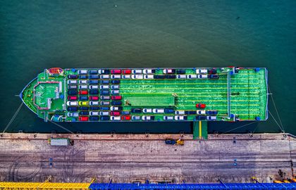 Китай: падение автопродаж внутри страны и рост экспорта на 90%