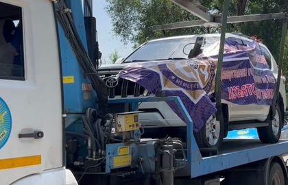 Более 100 автомобилей поставлены на штрафстоянку за неуплату налога
