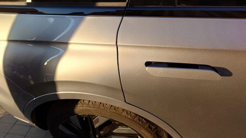 Китай запретил полностью скрытые дверные ручки