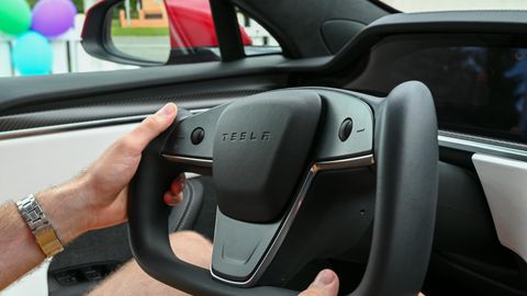 Tesla начала производство роботакси Cybercab к 2026 году