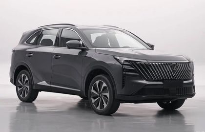 Changan CS75 и CS55 Plus вышли в гибридном исполнении