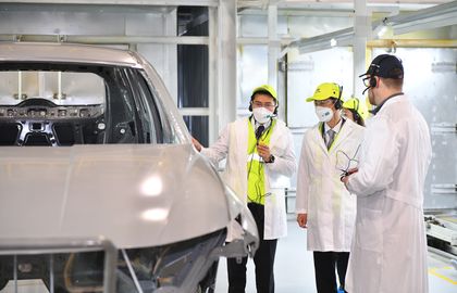 Посол Кореи посетил завод Hyundai Trans Kazakhstan в Алматы