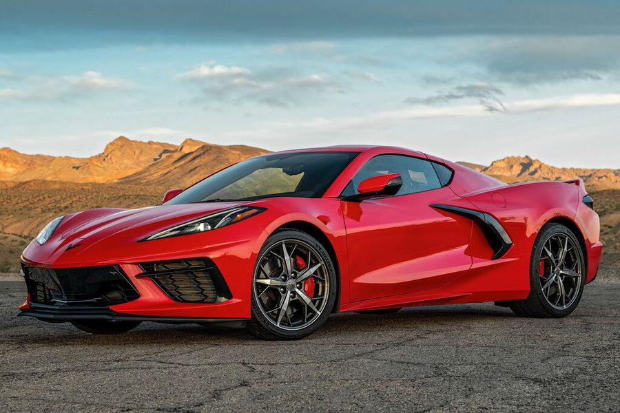 General Motors озвучил сроки выпуска суперкара на базе Corvette / Фото: Дром