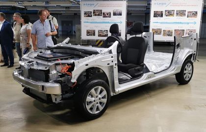 АвтоВАЗ намерен запустить производство E-Largus менее чем за три года
