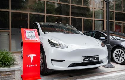 Tesla наработала 13,5 миллиарда километров в режиме FSD
