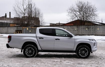 Mitsubishi вернёт пикап в США на базе Nissan Frontier