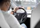Tesla обновила автопилот FSD V14.3.3 системой предупреждения о слепых зонах