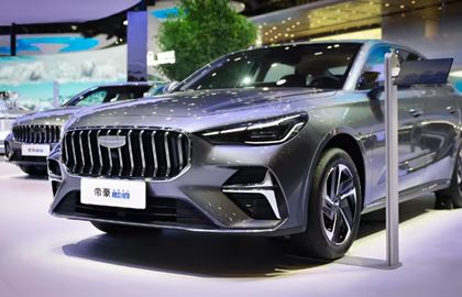 Geely Emgrand i-HEV установил мировой рекорд экономичности топлива