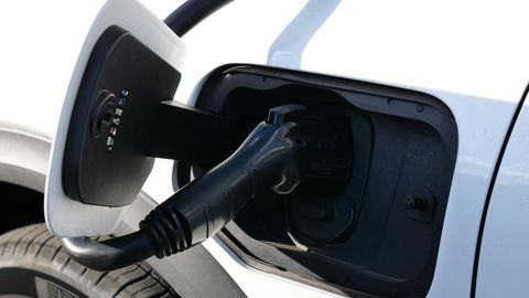 BYD представила LFP-батарею Blade нового поколения с зарядкой за 9 минут