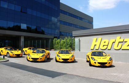 Сервис по аренде машин Hertz закупит 175 тысяч электромобилей