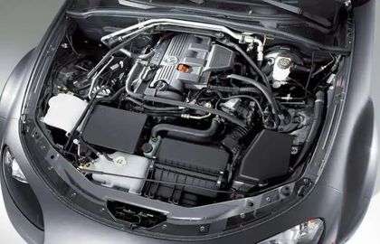 Mazda создала прототип MX-5 с V6 двигателем 2,5 литра