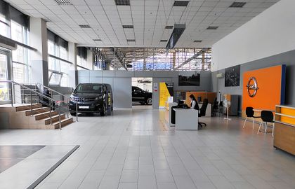 В России во II квартале закрылась сотня дилерских автоцентров